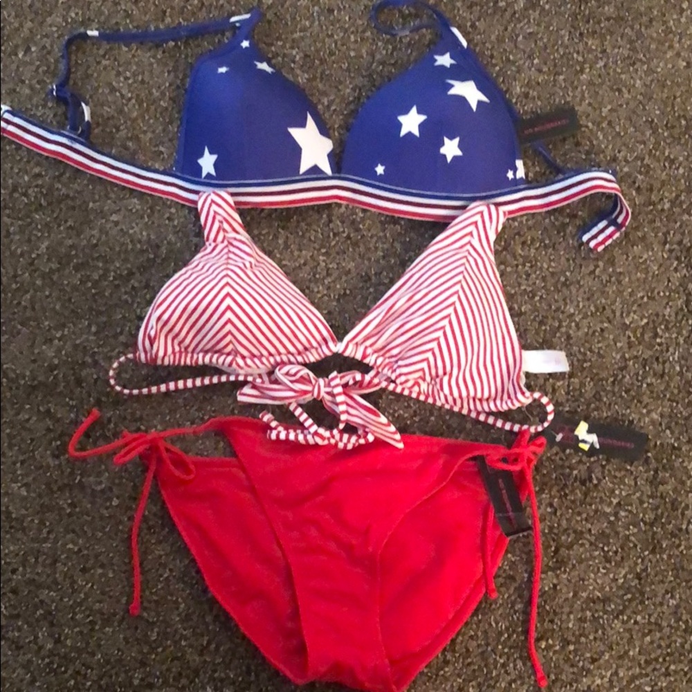2 bathing suit tops and bikini bottoms